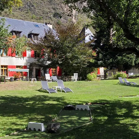 Chateau De La Muzelle Hotel