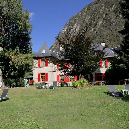 Chateau De La Muzelle 2*