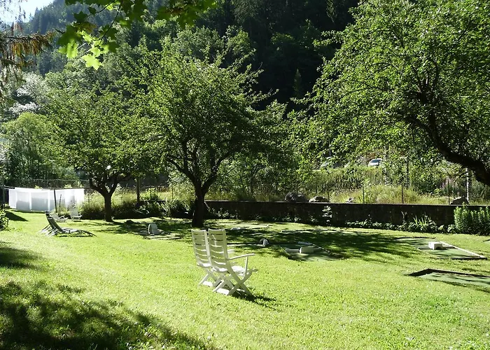 Chateau De La Muzelle 2*