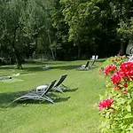 Chateau De La Muzelle Hotel 2*