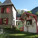 Chateau De La Muzelle Hotel