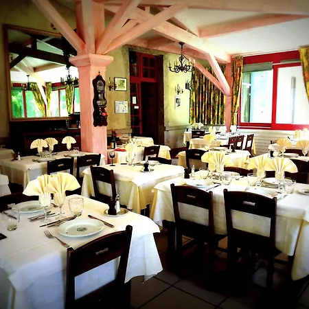 Hotel Chateau De La Muzelle 2*