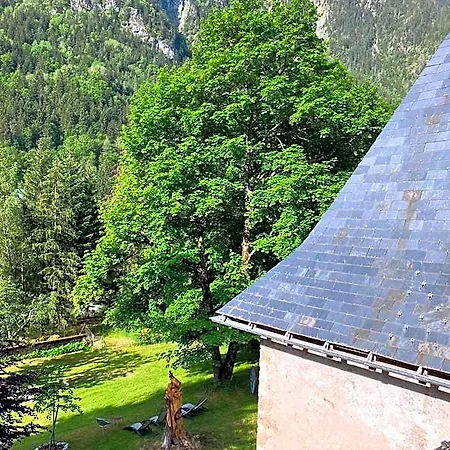 Chateau De La Muzelle Hotel 2*