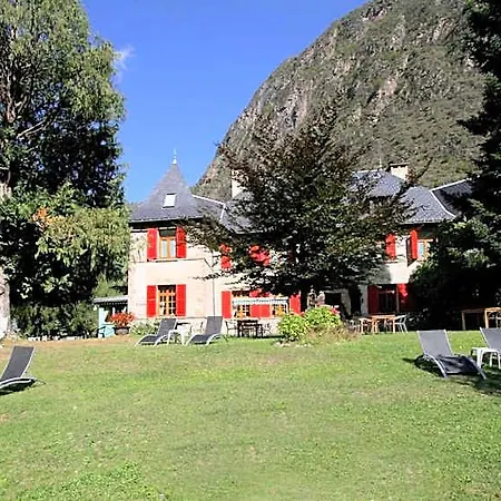 Отель Chateau De La Muzelle 2*