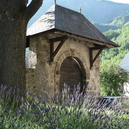 Hotel Chateau De La Muzelle 2*